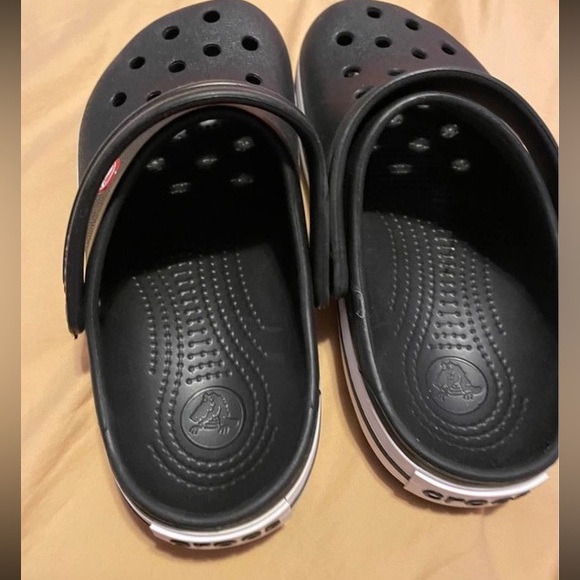 Black and white Baya Striped crocs - Picture 3 of 8